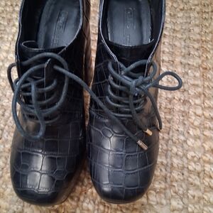 ASOS Black Crocodile Pattern Oxfords